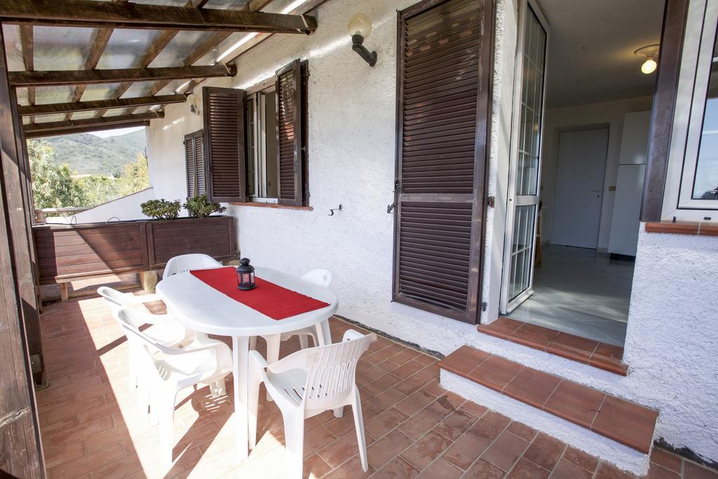 Villa Conti Residence Lacona Kültér fotó